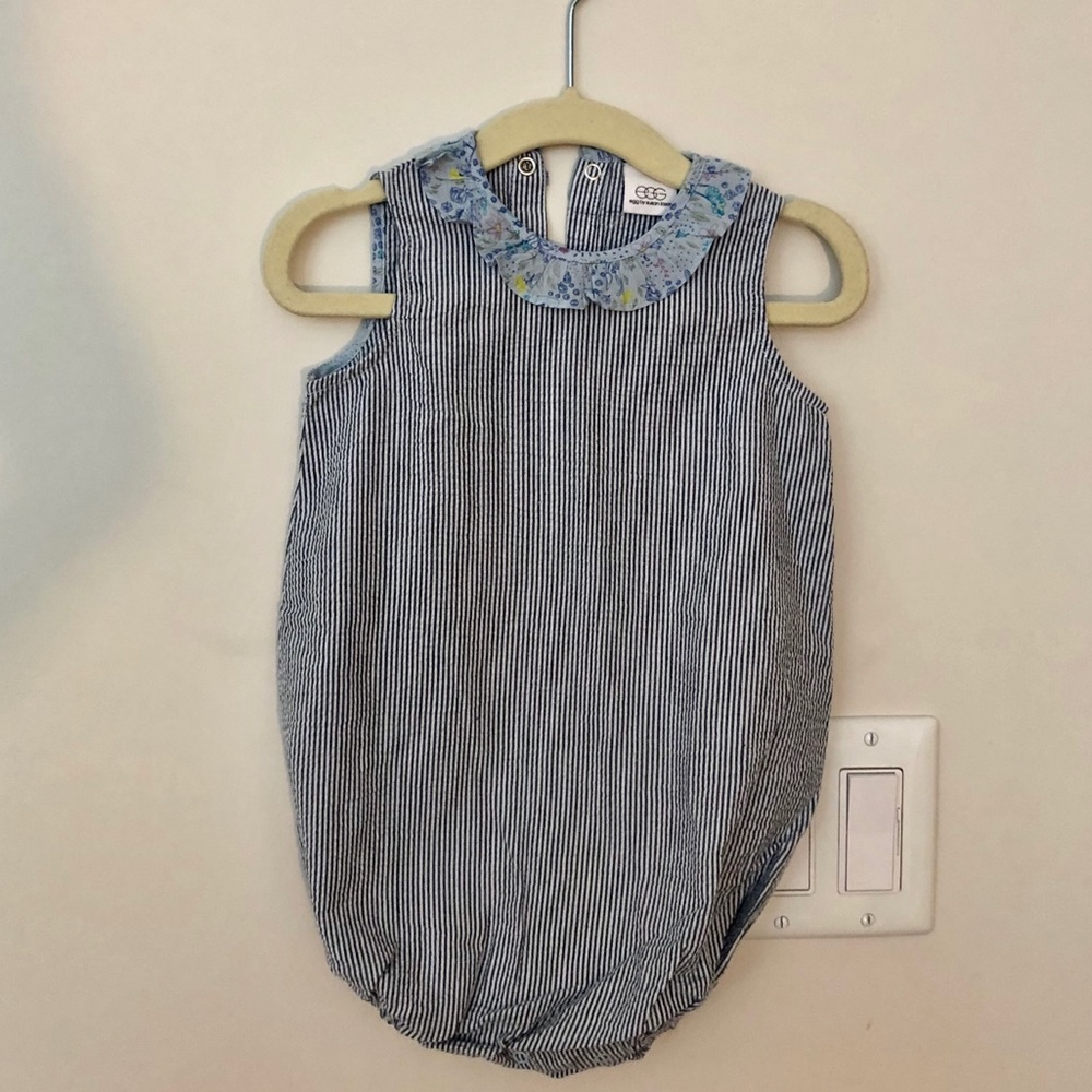 Egg Seersucker Bubble with floral collar